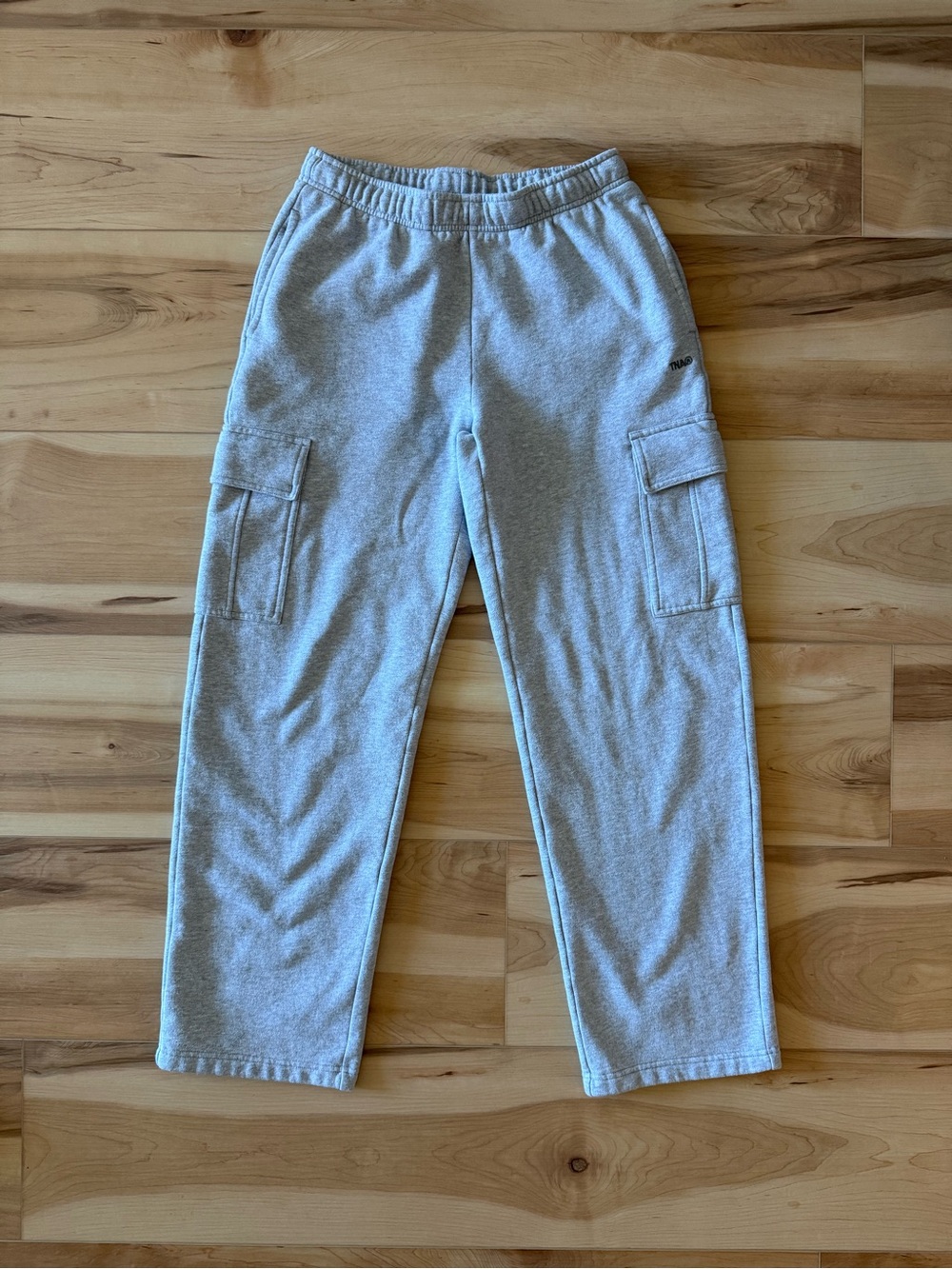 Aritzia Cozy Sweatfleece Mega Cargo Sweatpant Size M - Heather Chrome